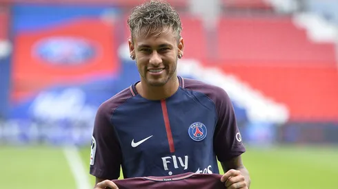 Barcelona X PSG: Relembre como foi a transferência de Neymar para o clube francês. (Photo by Aurelien Meunier/Getty Images)