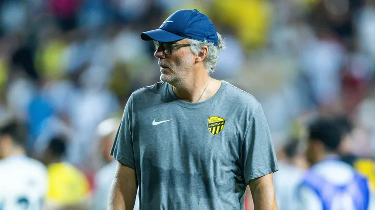 Laurent Blanc pelo Al-Ittihad. (Foto: Yu Chun Christopher Wong/Eurasia Sport Images/Getty Images)