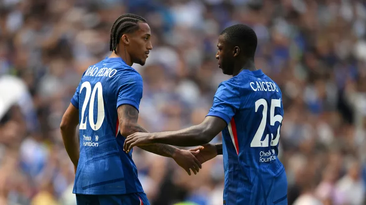 João Pedro e Caicedo jogando pelo Chelsea. Foto: Alex Broadway/Getty Images
