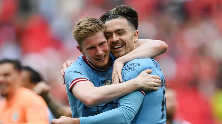 Jack Grealish e Kevin De Bruyne, pelo Manchester City (Foto: Shaun Botterill/Getty Images)