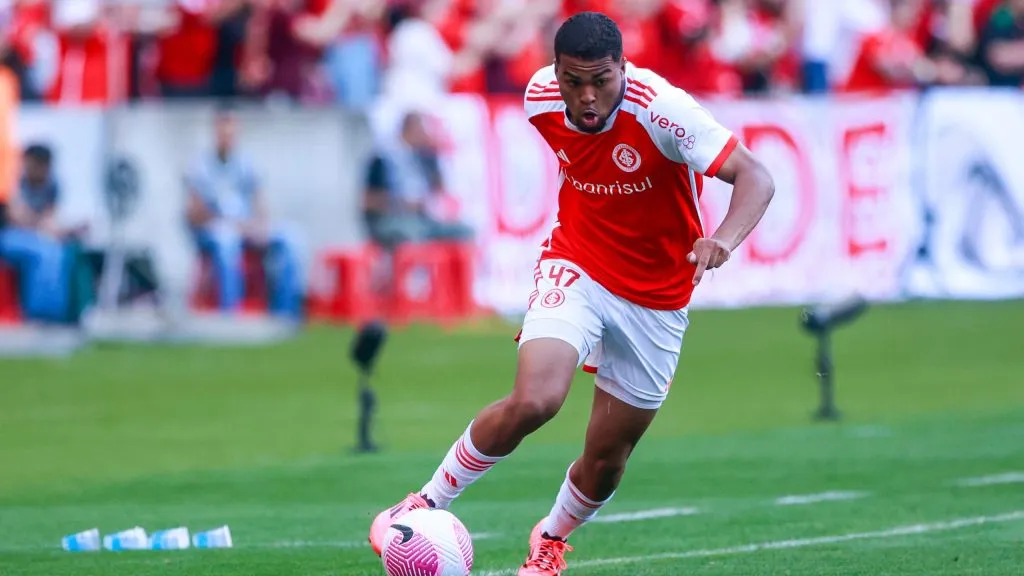 Gustavo Prado em jogo do Internacional. Foto: Luiz Erbes/AGIF
