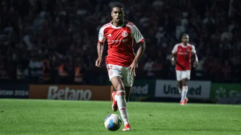 Gustavo Prado, atacante do Internacional. Foto: Leonardo Hubbe/AGIF