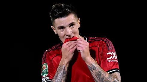 Manchester United se decepciona com Sesko e recebe aval da Juventus para contratar Vlahovic em janeiro. (Photo by Shaun Botterill/Getty Images)