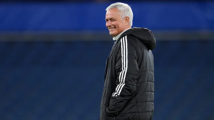 José Mourinho, técnico do Benfica. Foto: Alex Broadway