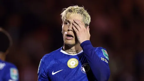 Garnacho, do Chelsea, cita “momentos ruins” sobre passagem no Manchester United. (Photo by Alex Pantling/Getty Images)