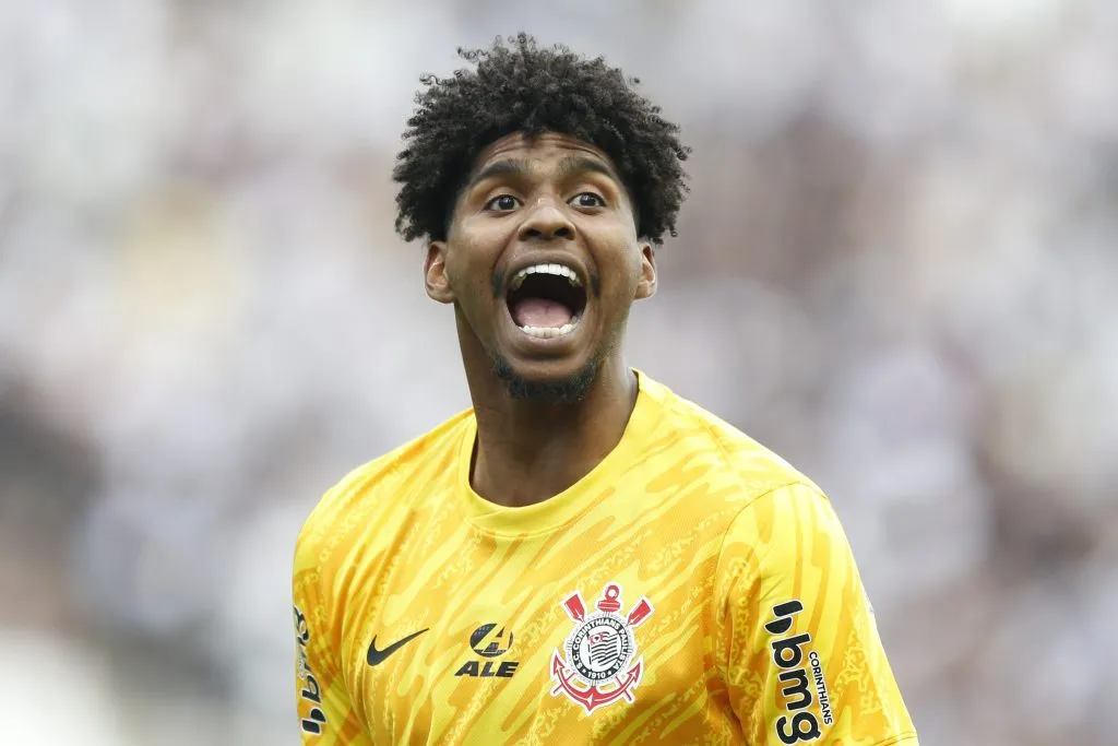 Hugo Souza, goleiro do Corinthians – Photo by Miguel Schincariol/Getty Images