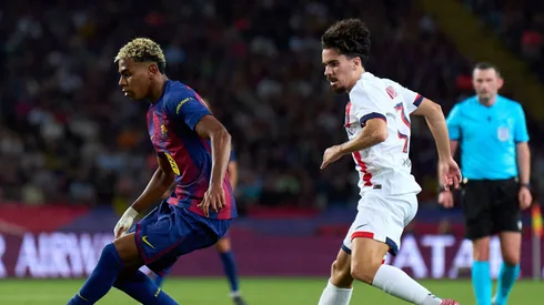 O jovem de 18 anos deve ganhar minutos contra o Girona antes de ser titular no duelo diante do Real Madrid, no Santiago Bernabéu. (Photo by Angel Martinez/Getty Images for Qatar Airways)