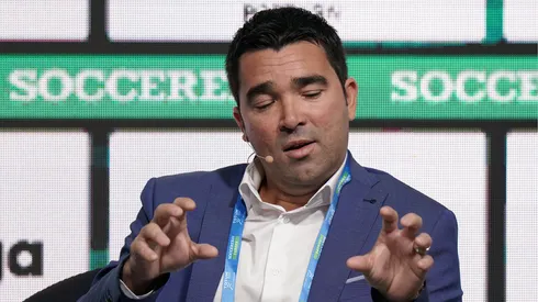 Deco é diretor esportivo do Barcelona (Foto: Gualter Fatia/Getty Images)