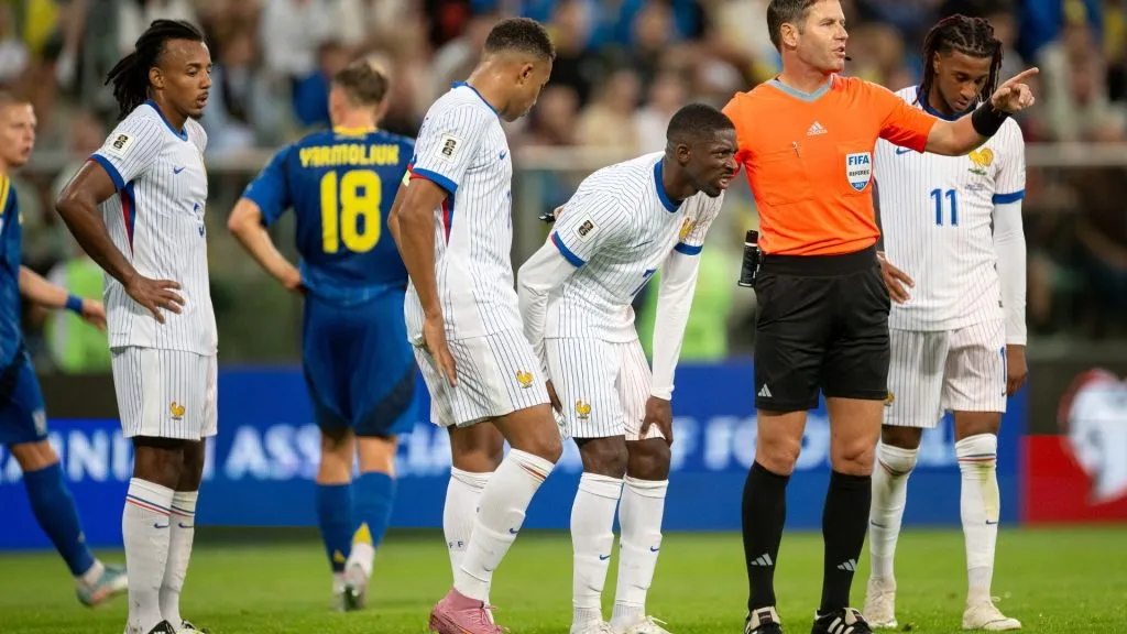 Dembélé se machucou na última Data Fifa e não foi convocado pela França dessa vez (foto: Mateusz Slodkowski/Getty Images)