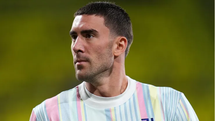 Alvo de Flamengo e Manchester United, Vlahovic quer salário de R$ 3,6 milhões por mês.(Photo by Aitor Alcalde/Getty Images)