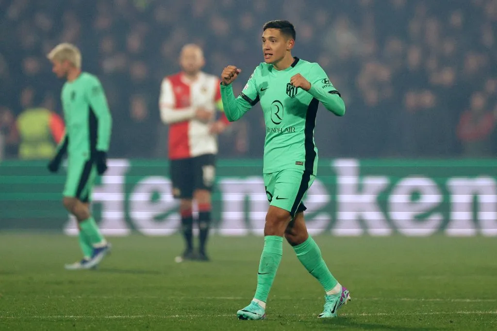 Molina em campo com o Atlético (Photo by Dean Mouhtaropoulos/Getty Images)