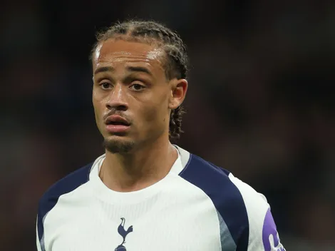 Tottenham recebe críticas por Simons e cobrança de Frank