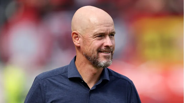 Ex-Manchester United e Bayer Leverkusen, Erik ten Hag pode retornar ao Ajax, da Holanda. (Photo by Christof Koepsel/Getty Images)