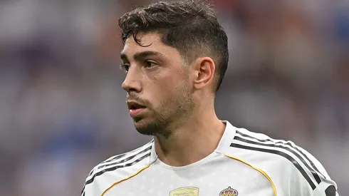 Real Madrid e Manchester United podem fechar troca de jogadores envolvendo Valverde e Mainoo. Foto: Denis Doyle/Getty Images