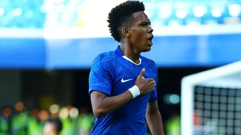 Estêvão marca gol pelo Chelsea (Photo by Bryn Lennon/Getty Images)