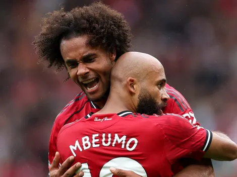 Manchester United define preço para negociar Zirkzee