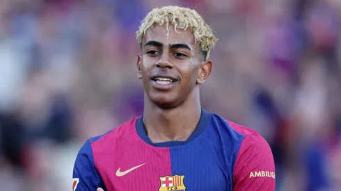 Lamine Yamal em ação com o Barcelona (Photo by Judit Cartiel/Getty Images)