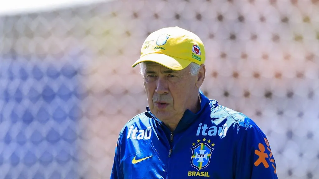 O técnico da Seleção Brasileira, Carlo Ancelotti, viu diferentes convocados se destacarem antes da Data Fifa (foto: Buda Mendes/Getty Imagens)