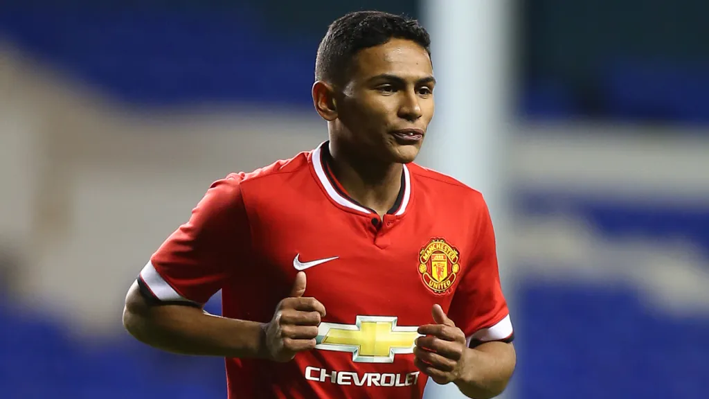 Demetri Mitchell pelo Manchester United. (Foto: Charlie Crowhurst/Getty Images)