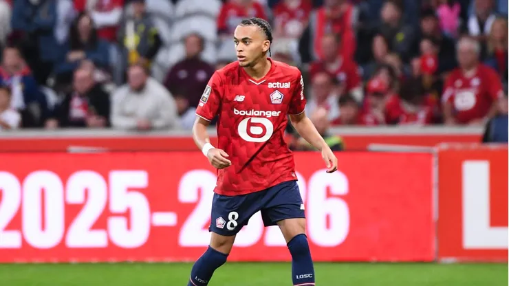 Após ser rejeitado pelo PSG, Ethan Mbappé marcou um gol decisivo contra seu ex-clube e comemorou de forma contida ao lado da família, mostrando talento, frieza e resiliência. (Foto: Divulgação/Twitter Actu Ligue 1)