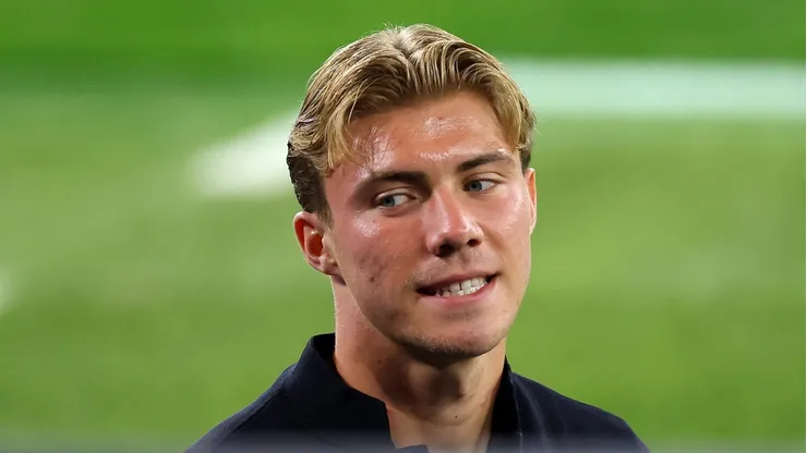 Manchester United é avisado que Napoli quer ativar compra de Hojlund. (Photo by Molly Darlington/Getty Images)