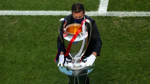 Troféu da Champions League. (Foto: Manu Fernandez/Pool via Getty Images)