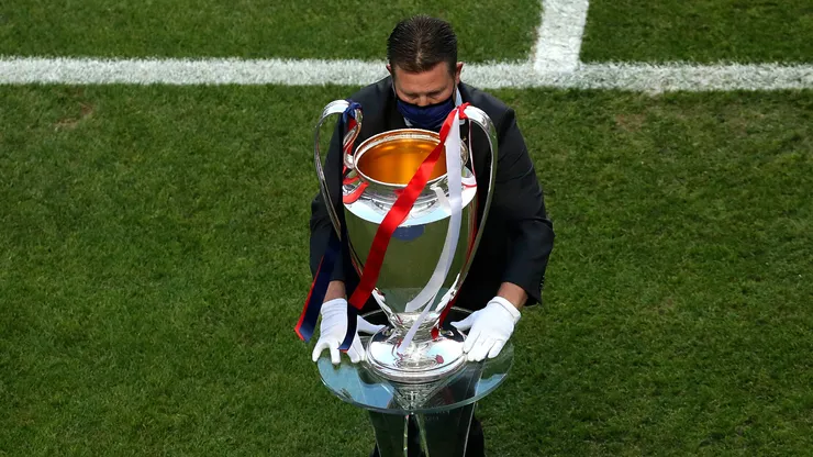 Troféu da Champions League. (Foto: Manu Fernandez/Pool via Getty Images)