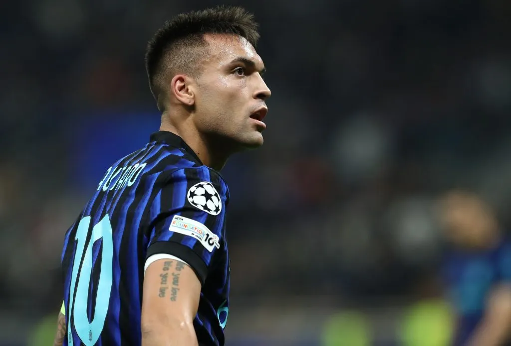 Lautaro em campo com a Inter (Photo by Marco Luzzani/Getty Images)