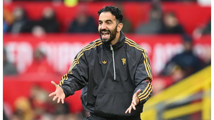 Dono do Manchester United diz que Ruben Amorim vem sendo injustiçado. (Photo by Gareth Copley/Getty Images)