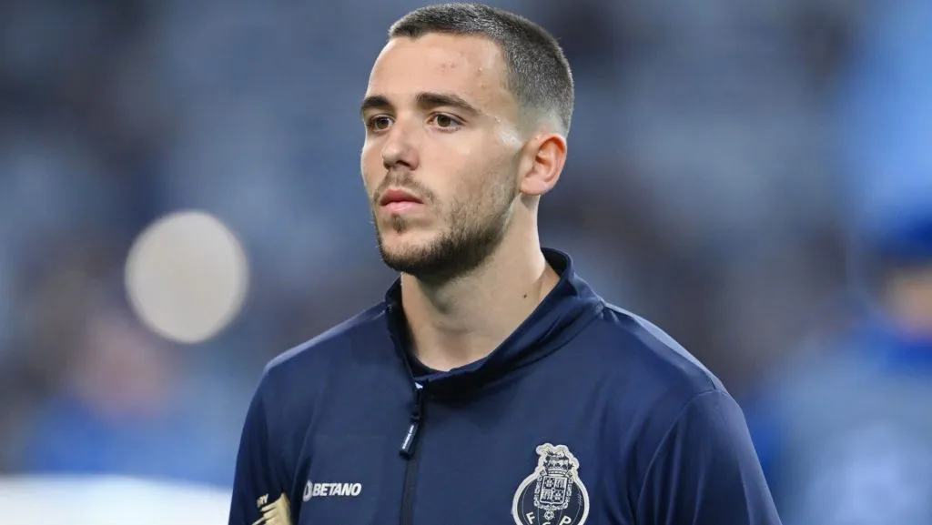 Nico Gonzalez, do Porto, em ação antes da partida da Liga dos Campeões da UEFA 2023/24. Foto: Michael Regan/Getty Images
