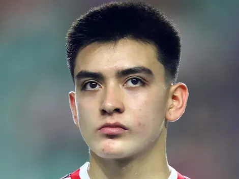 Barcelona negocia contratação de Gilberto Mora