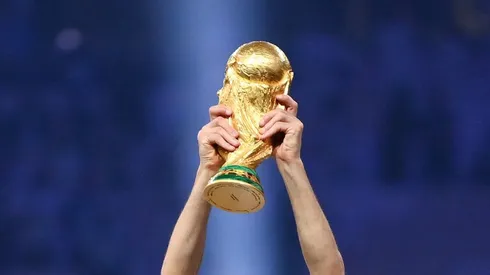 Troféu da Copa do Mundo - Photo by Dan Mullan/Getty Images