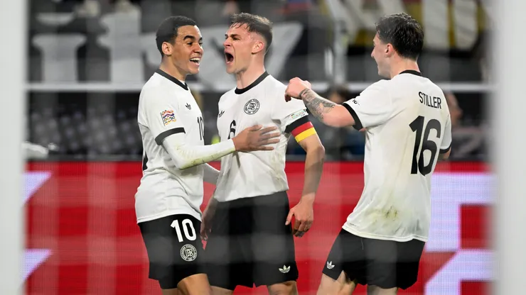 Kimmich (ao centro) é o capitão e um dos principais nomes da Alemanha