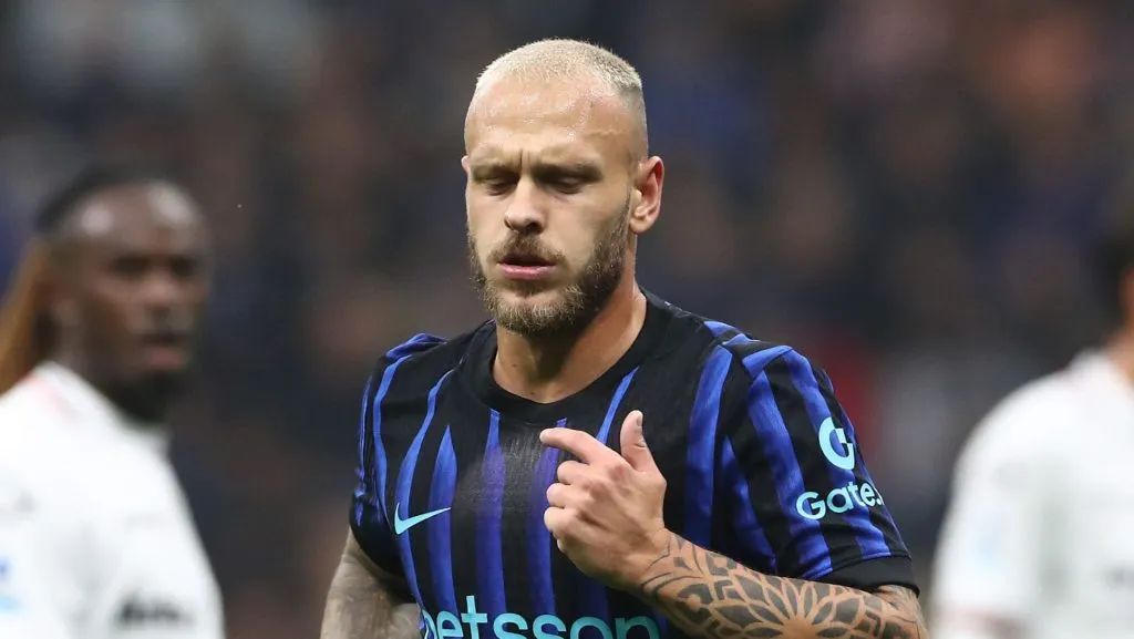 Dimarco é alvo do Manchester United no mercado da bola (Photo by Marco Luzzani/Getty Images)