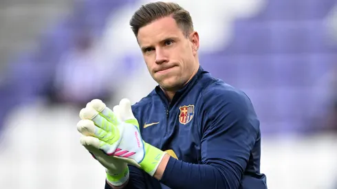 Barcelona sabe que o goleiro Ter Stegen quer deixar o clube, e o jogador também já teria dado sinal verde para iniciar negociações com outro clube (Foto: Denis Doyle/Getty Images)