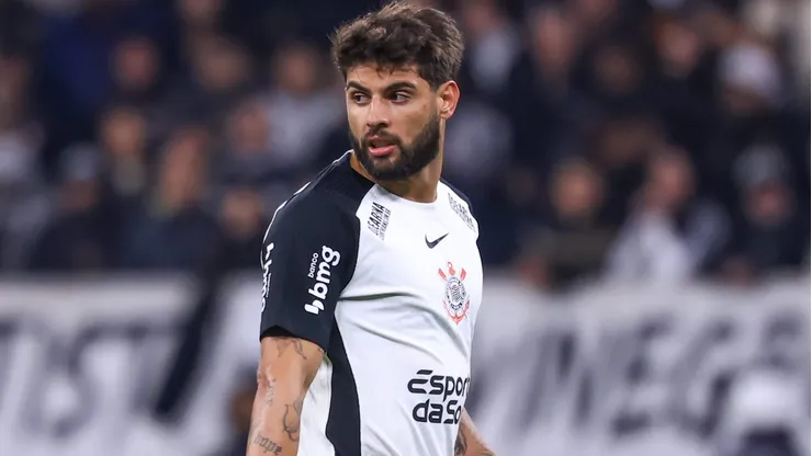 Yuri Alberto em ação pelo Corinthians (Foto: Marcello Zambrana/AGIF)