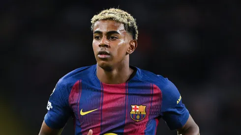Lamine Yamal está sobrecarregado no Barcelona e pode ter a carreira prejudicada, diz Gary Lineker. (Photo by David Ramos/Getty Images)
