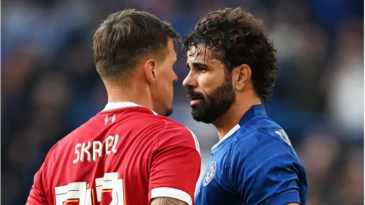 O reencontro de lendas em Stamford Bridge teve emoção e nostalgia, mas também faíscas de rivalidade. (Foto: Reprodução)