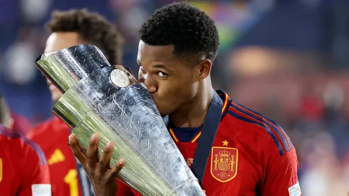 Ex-Barcelona, Ansu Fati é alvo de novas convocações da seleção da Espanha. (Photo by Lars Baron/Getty Images)