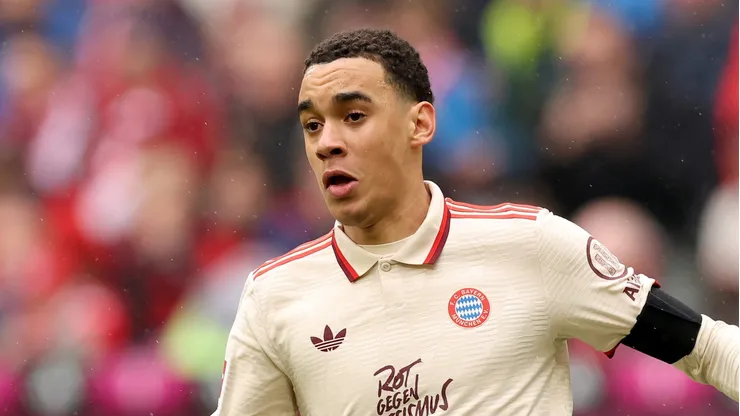 Bayern de Munique pode ter Jamal Musiala à disposição em dezembro. (Photo by Alexander Hassenstein/Getty Images)