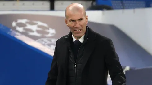 Zinédine Zidane pelo Real Madrid. (Foto: Clive Rose/Getty Images)