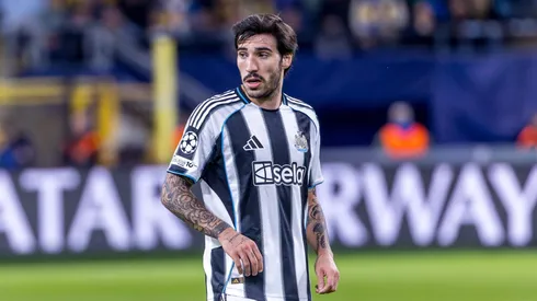 BRUSSELS, BELGIUM - OCTOBER 01: Sandro Tonali of Newcastle United looks on during the UEFA Champions League 2025/26 League Phase MD2 match between R. Union Saint-Gilloise and Newcastle United FC at RSC Anderlecht Stadium on October 01, 2025 in Brussels, Belgium. (Photo by Omar Havana/Getty Images)