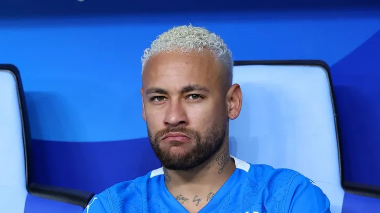 Neymar, atacante do Santos - Photo by Abdullah Ahmed/Getty Images