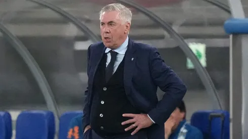 Ancelotti encara derrota diante do Japão. Foto: Koji Watanabe/Getty Images
