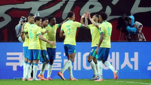 Jogadores ganham moral de Ancelotti. Foto: Chung Sung-Jun/Getty Images