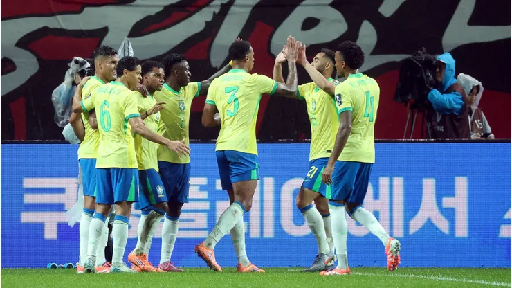Jogadores ganham moral de Ancelotti. Foto: Chung Sung-Jun/Getty Images