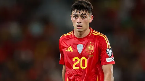 Pedri em ação pela Espanha.