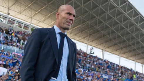 Manchester United inicia contatos por Zidane em meio a possibilidade de demitir Ruben Amorim. (Photo by Denis Doyle/Getty Images)