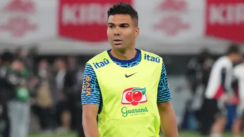 Casemiro volta a ser procurado por clubes do Brasileirão em meio à indefinição no Manchester United. (Photo by Koji Watanabe/Getty Images)