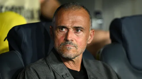 O técnico Luis Enrique estuda qual time titular o PSG vai ter no próximo jogo da temporada